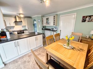 Photo 11- click for photo gallery